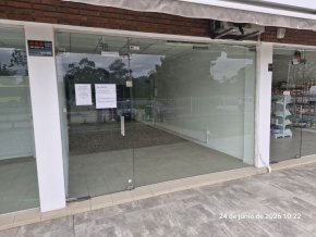 Local en Av. Giannattasio y Márquez Castro – 23 m² con AA